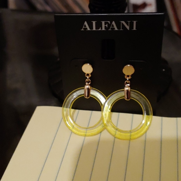 NWT  Alfani Gold-tone Circle Drop Earrings - Picture 5 of 6